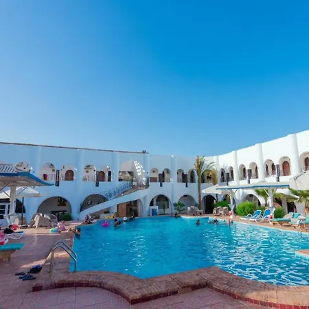 Yasmina Hotel